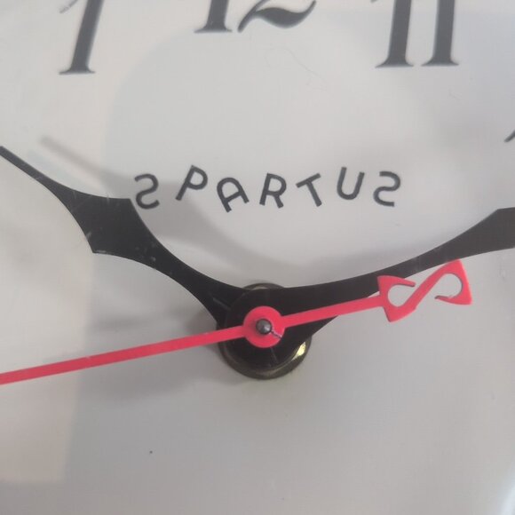 VTG Spartus Corp.  Bar Is Open/Closed Backwards Running Wall Clock WORKS GREAT - Picture 7 of 16